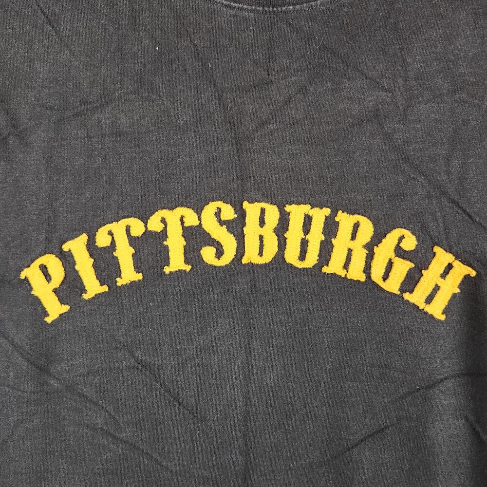Pittsburgh Pirates Shirt Mens Large Black Gold MLB Baseball Chenille Script Logo